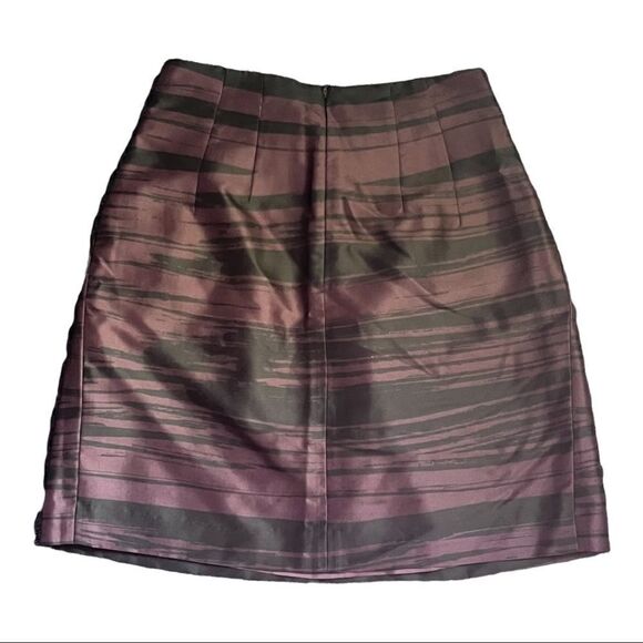 Banana Republic 100% silk pleated panels skirt a-line black burgundy size 2 - Picture 3 of 10